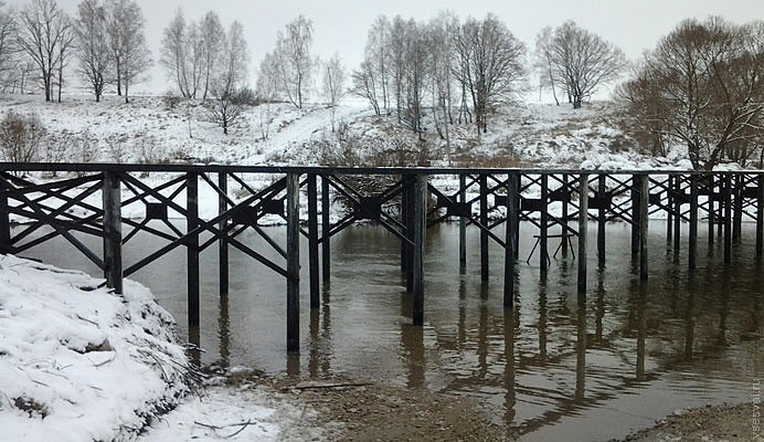 Свайные мосты: надежное решение для преодоления водных преград в Минусинске от 56551 руб