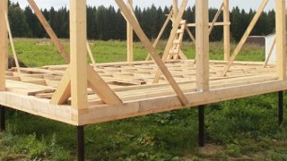 Сарай на винтовых сваях или хозблок на сваях Минусинск цена от 2520 руб. / шт.