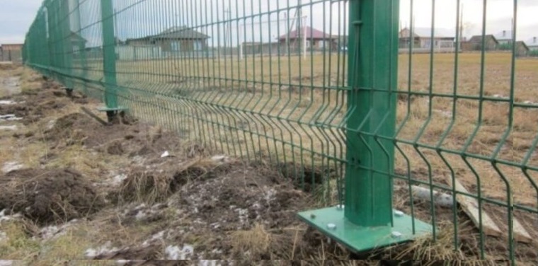 Купить сваи для ограждения от производителя в Минусинске от 1389 руб: низкая цена, быстрая установка